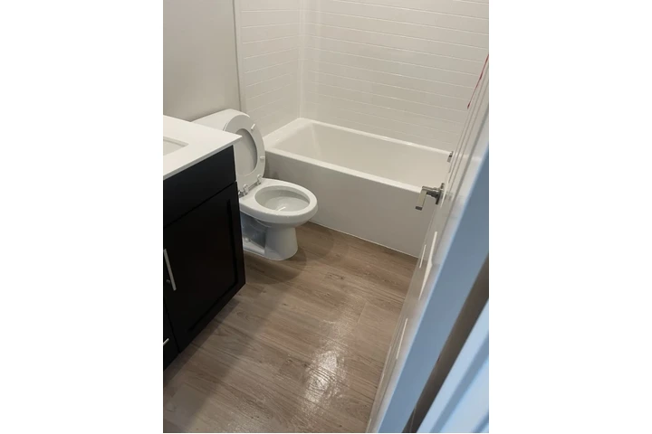 L.mendez cleaning llc image 4
