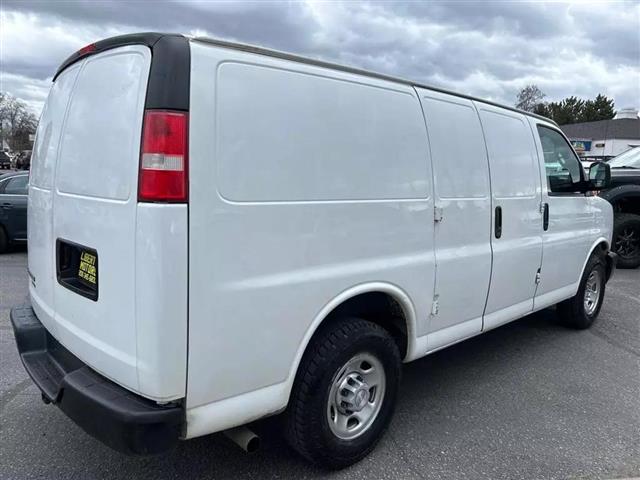 $9850 : 2016 CHEVROLET EXPRESS 2500 image 3