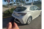 $22500 : Toyota Corolla Hatchback 202 thumbnail