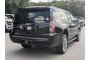 $25992 : GMC Yukon XL 2020 4x2 SLT 4d thumbnail