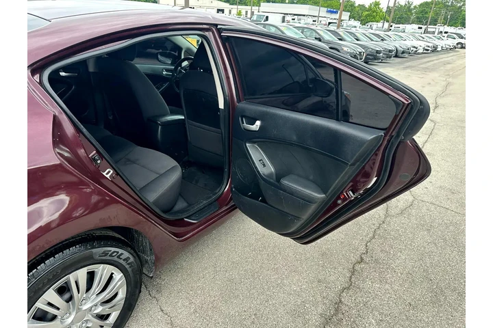$7980 : 2018 Forte LX Auto image 10