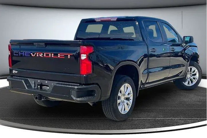 $25500 : Chevrolet Silverado 1500 202 image 6