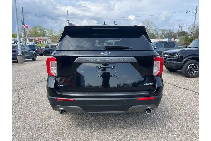 $30315 : Ford Explorer 2023 AWD XLT 4 image 5