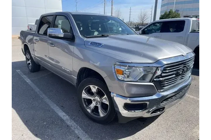$31478 : Ram 1500 2024 4x2 Laramie 4d image 4