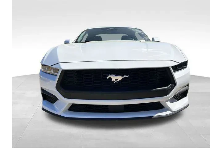 $31385 : Ford Mustang 2024 EcoBoost 2 image 6