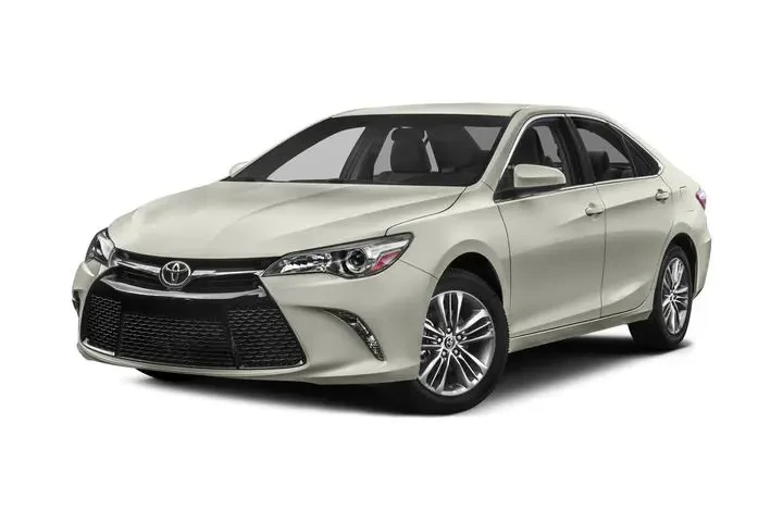 $13985 : Toyota Camry 2016 SE 4dr Sed image 1