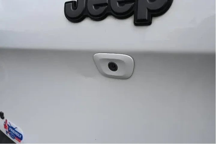 $7991 : Jeep Cherokee 2016 4x4 Trail image 4