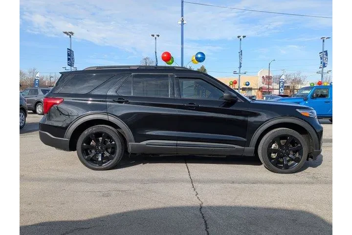 $21998 : Ford Explorer 2021 AWD XLT 4 image 3