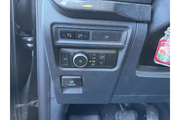 $39073 : Ford F-150 2023 4x4 XLT 4dr image 8