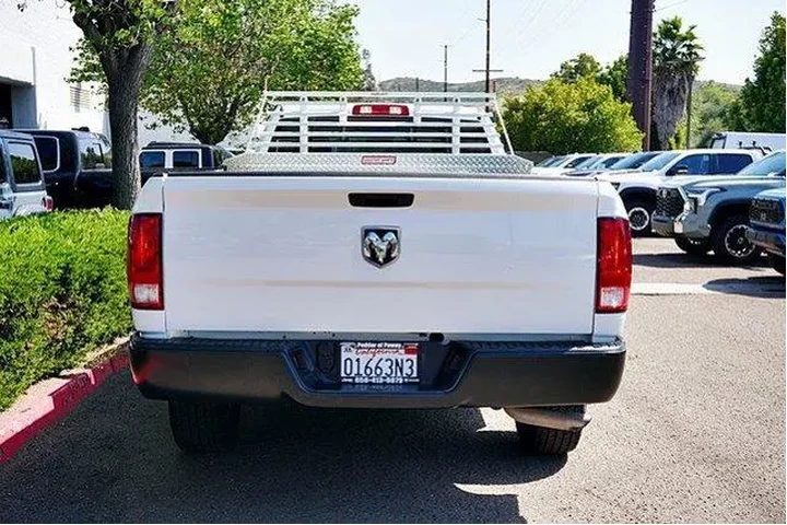 $17998 : Ram 1500 Classic 2022 4x2 Tr image 9