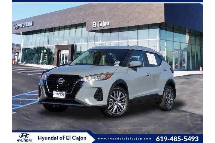$17700 : Nissan Kicks 2023 SV 4dr Cro image 1