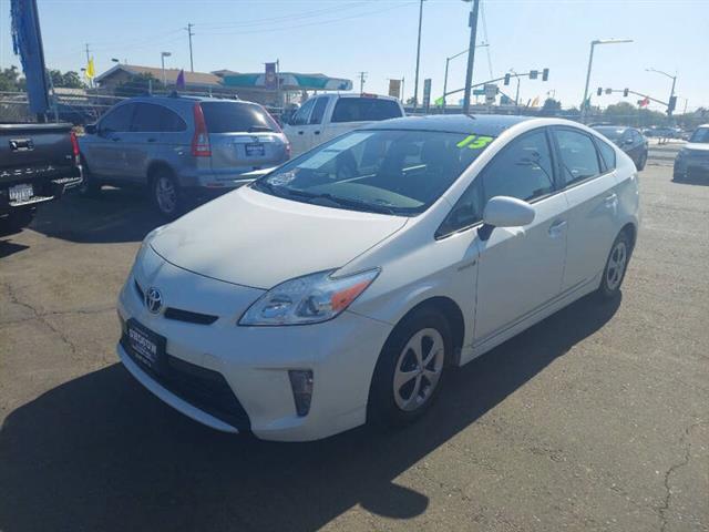 $12995 : 2013 Prius Four image 5