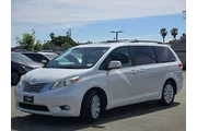 $19588 : Toyota Sienna 2014 AWD XLE 7 thumbnail