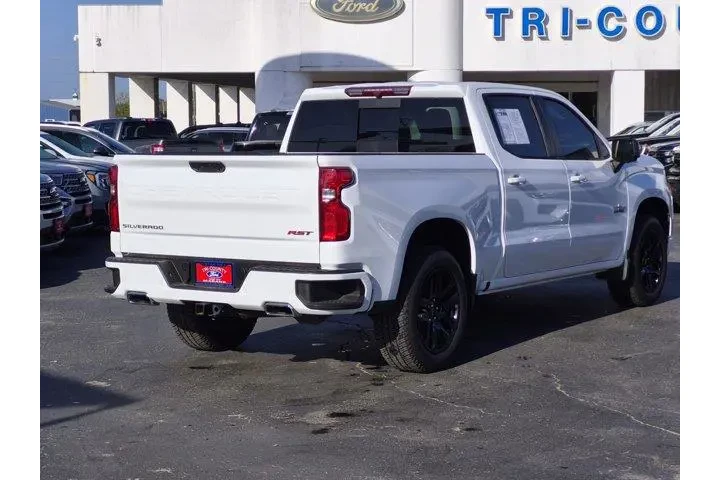 Chevrolet Silverado 1500 202 image 6