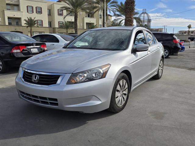 $7999 : 2008 Accord LX image 2