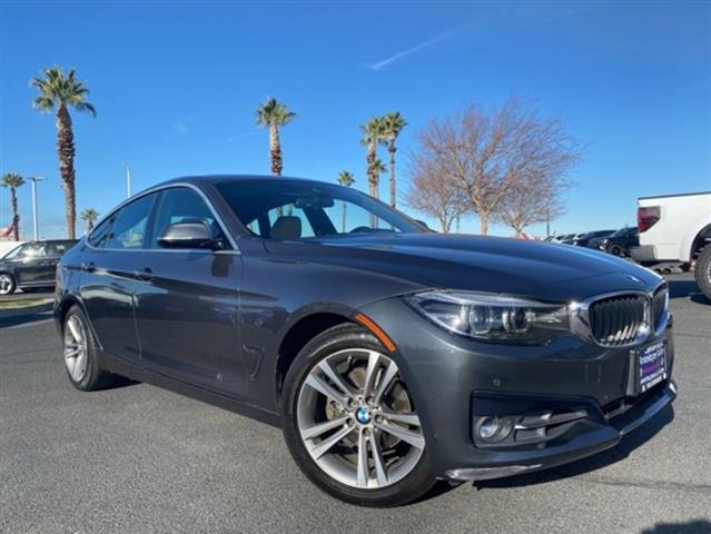 $19853 : 2018 BMW 3 Series image 1