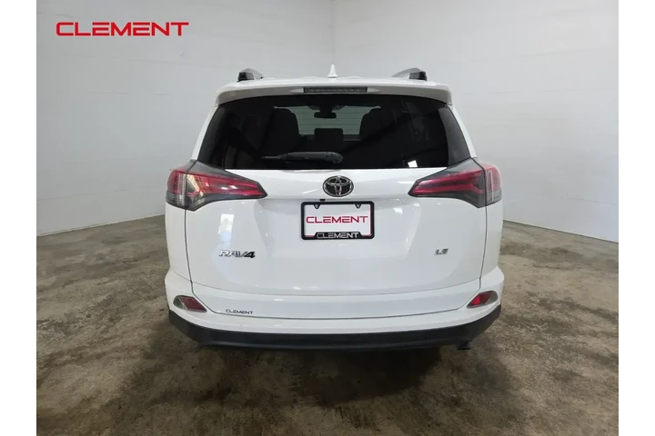 $17500 : Toyota RAV4 2018 LE 4dr SUV image 7