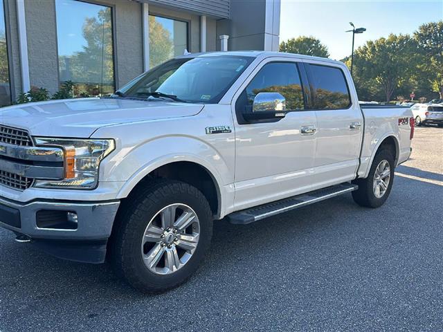 $16000 : PRE-OWNED 2018 FORD F-150 LAR image 9