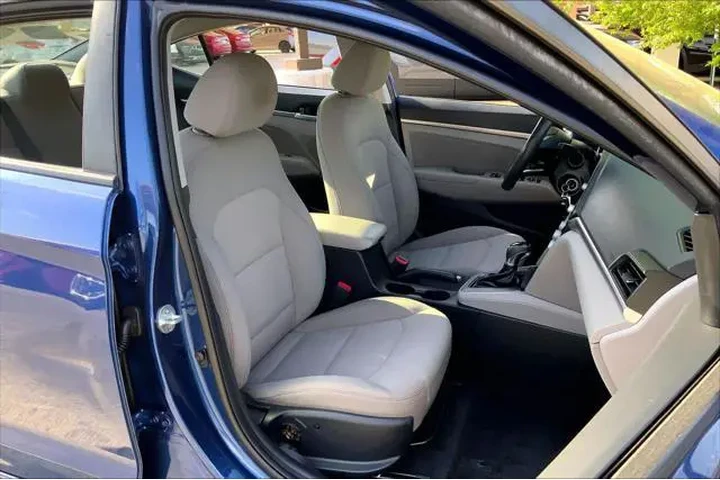 $10206 : Hyundai ELANTRA 2020 SEL 4dr image 8