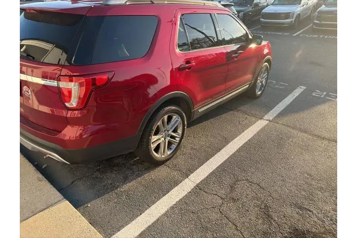 $13381 : Ford Explorer 2017 XLT 4dr S image 5