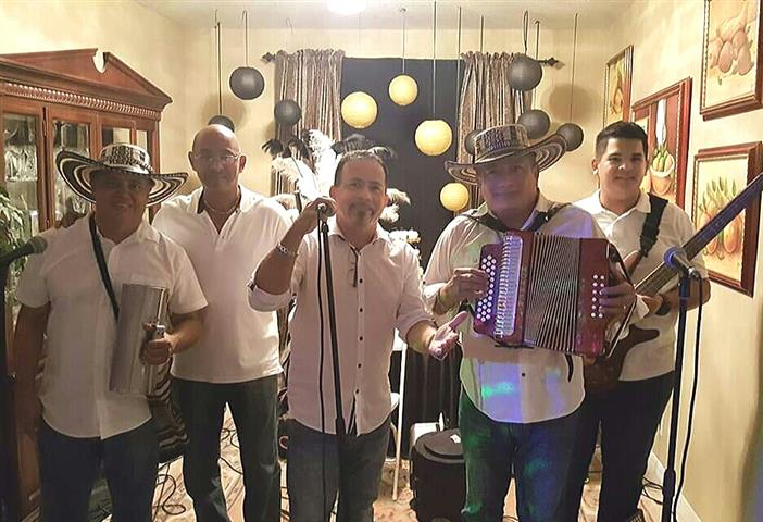 Conjunto Vallenato en Miami image 2