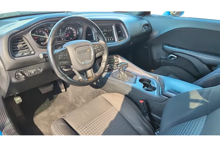 $22404 : Dodge Challenger 2023 SXT 2d image 9