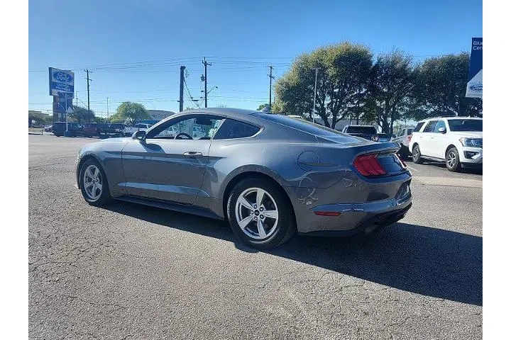 $22887 : Ford Mustang 2022 EcoBoost 2 image 4