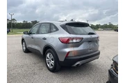 $17981 : Ford Escape 2022 S 4dr SUV thumbnail