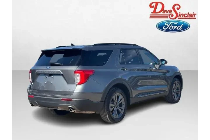 $32444 : Ford Explorer 2023 AWD XLT 4 image 7