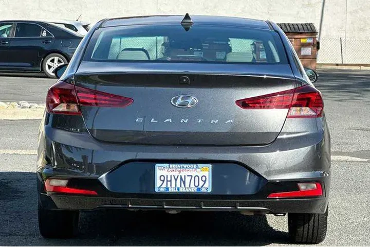 $11857 : Hyundai ELANTRA 2020 SEL 4dr image 8