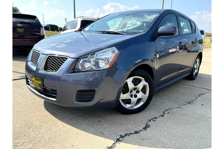 $5999 : 2009 Vibe 1.8L image 2