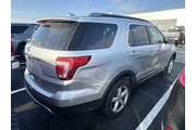 $16887 : Ford Explorer 2017 AWD XLT 4 thumbnail
