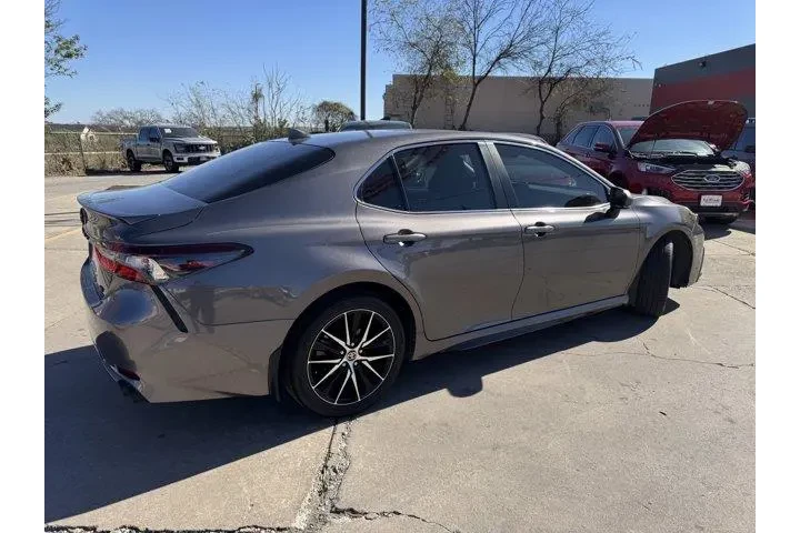 $27371 : Toyota Camry 2022 SE 4dr Sed image 5