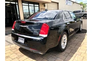 $17292 : 2017 300 C RWD thumbnail