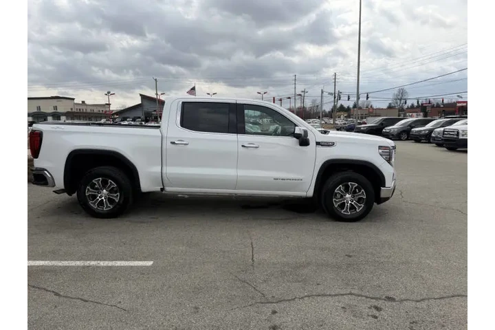 $42000 : 2025 GMC Sierra 1500 SLT image 8