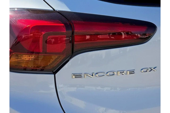 $21692 : Buick Encore GX 2022 Select image 9