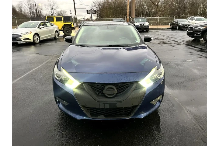 $14995 : 2017 Maxima 3.5 SL image 8