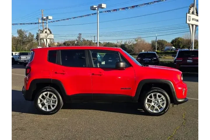 $20900 : Jeep Renegade 2023 4x4 Uplan image 7