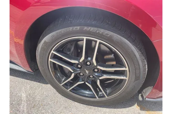 $36800 : Ford Mustang 2018 GT 2dr Fas image 10