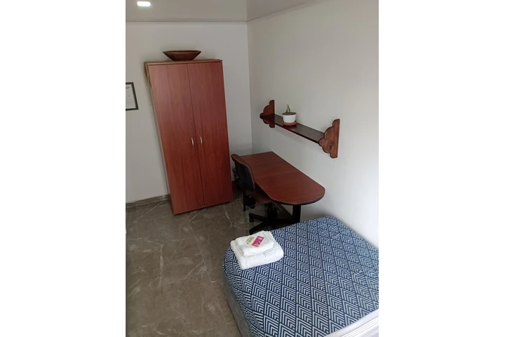 $600000 : Centro de Bogotá- Las Nieves image 2