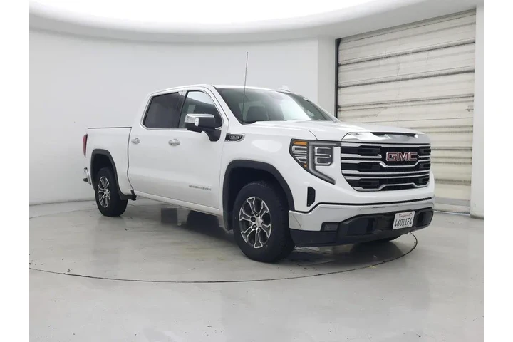 $38998 : GMC Sierra 1500 2024 4x2 SLT image 1