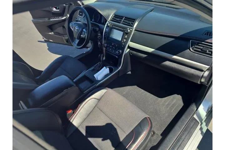 $8995 : Toyota Camry 2016 SE 4dr Sed image 9