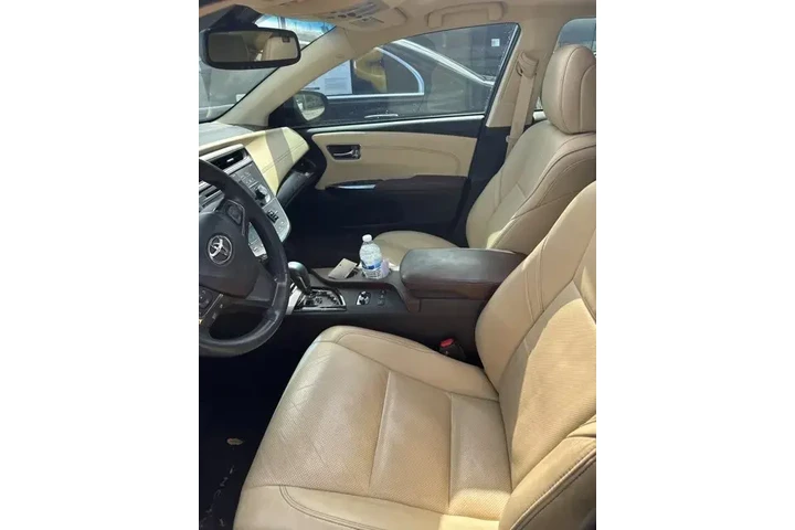 $17988 : Toyota Avalon 2016 XLE 4dr S image 2