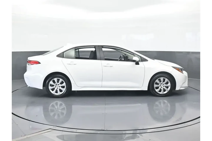 $17476 : Toyota Corolla 2024 LE 4dr S image 7