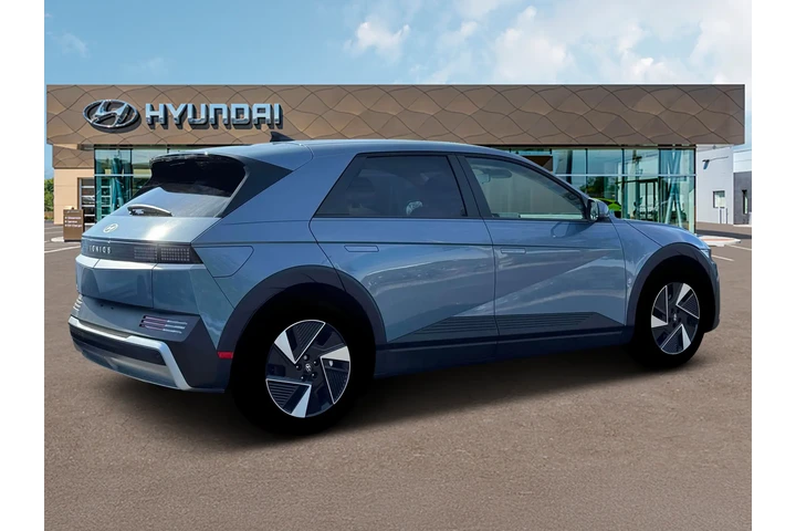 $32543 : Hyundai IONIQ 5 2026 SE 4dr image 8