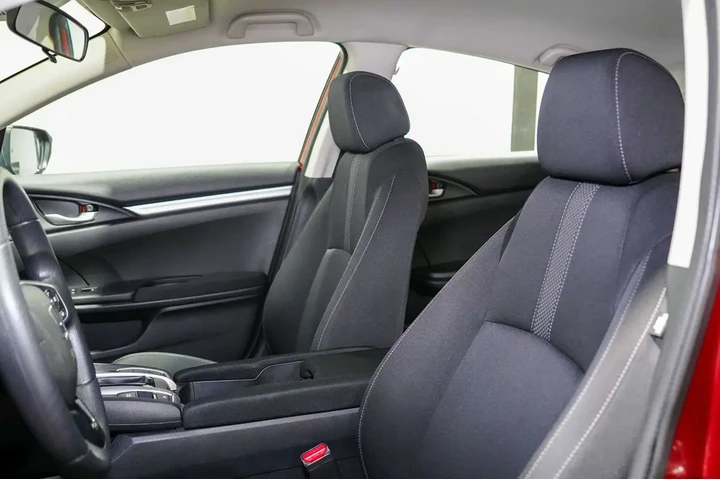 $17645 : 2019 Civic Sedan image 10