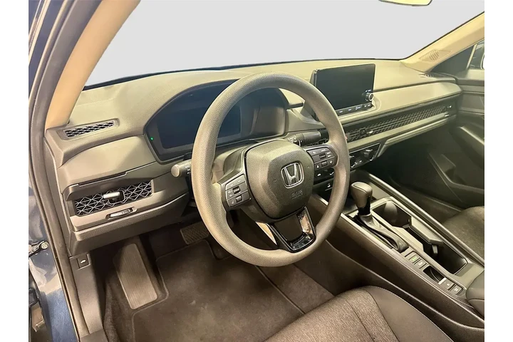 $27760 : Honda Accord 2024 EX 4dr Sed image 9