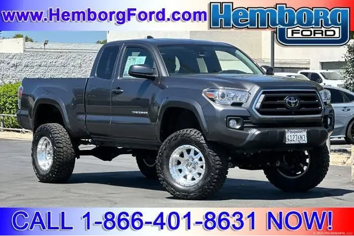 $33989 : Toyota Tacoma 2022 4x4 TRD O image 1