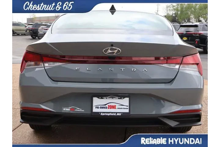 $18889 : Hyundai ELANTRA 2022 SEL 4dr image 5
