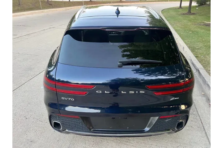 $1 : 2023 Genesis GV70 2.5T Standa image 6